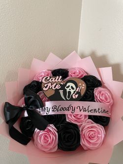 Valentine Day Gift/ Valentine Day Bouquet/ Flower Bouquet/ Flower Arrangement/ Ramos/ Valentine