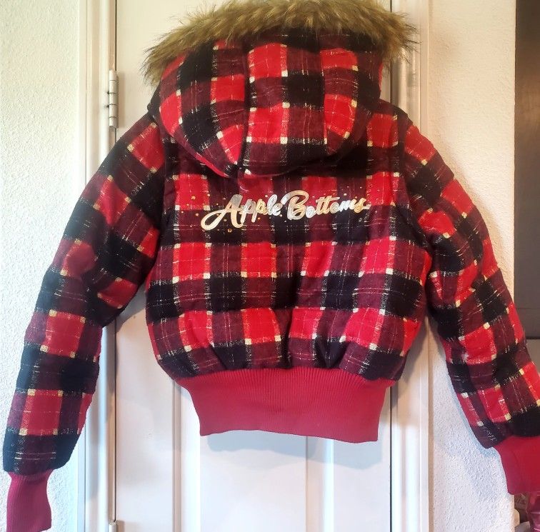 Apple Bottoms Down Puffer Jacket (unisex - small)
Rare ! Y2K Gold/ Red/ Black With fur hat 
Removeable sleeves option to 
Wear as a vest .