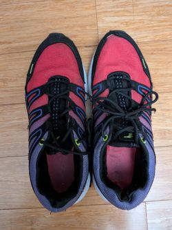 Nice Goodyear shoes size 8