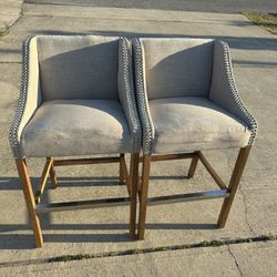2 Bar Stools
