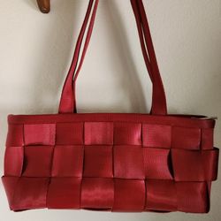 Harveys Classic Original Seatbelt Bag Red Woven 