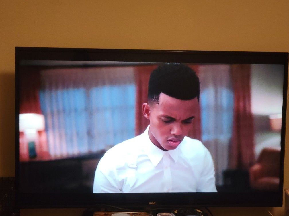 55 Inch Rca Flat Screen TV