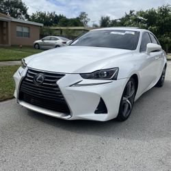 2017 Lexus
