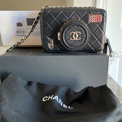 24S Chanel Camera Bag - Black