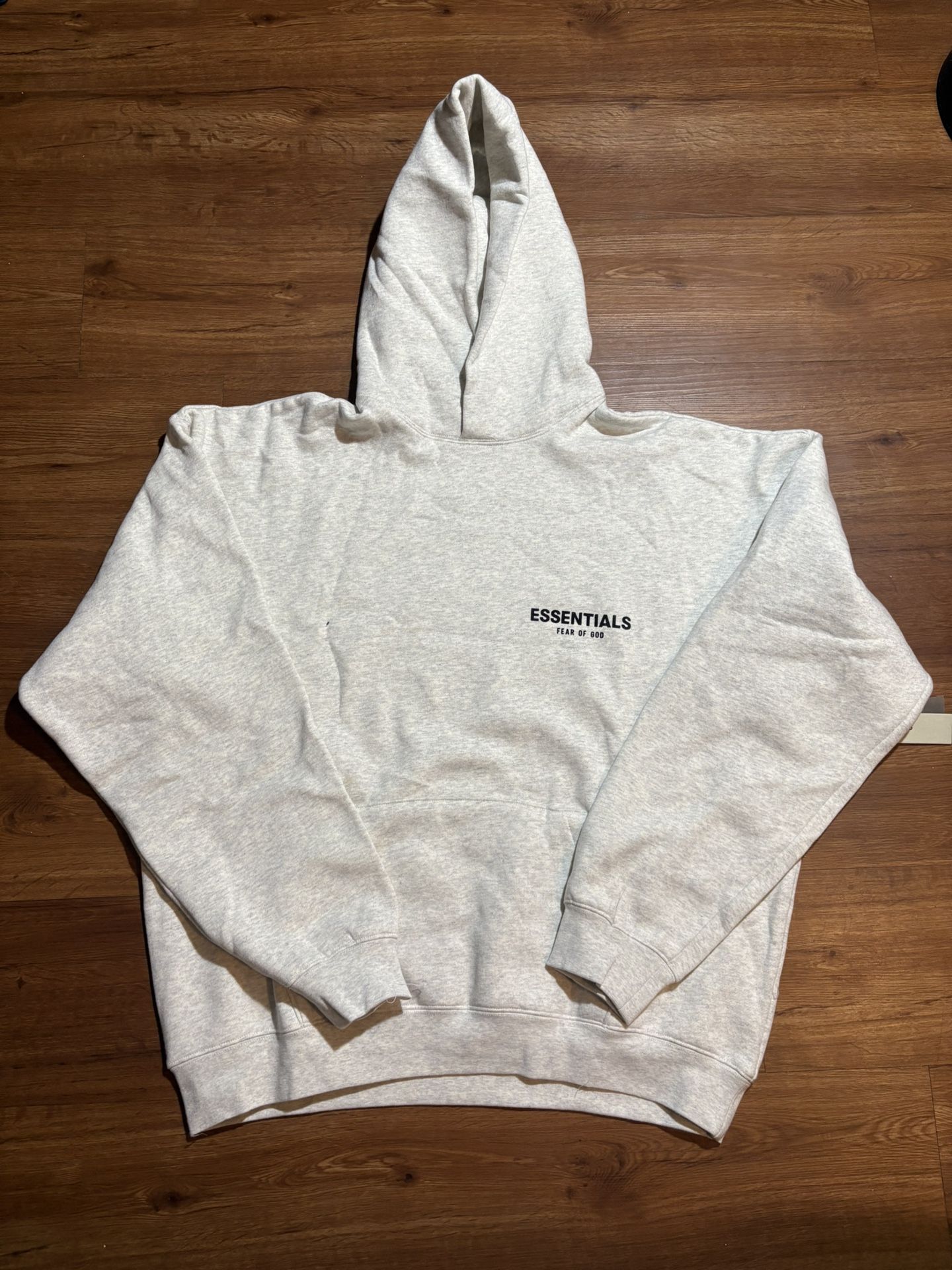 ESSENTIALS HOODIE SIZE MEDIUM