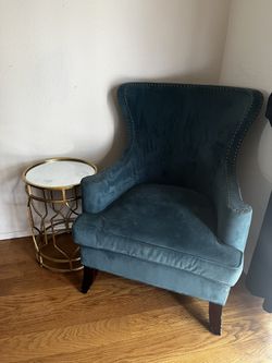 Accent Chairs /2