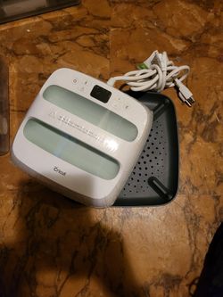 Cricut EasyPress And Accessories