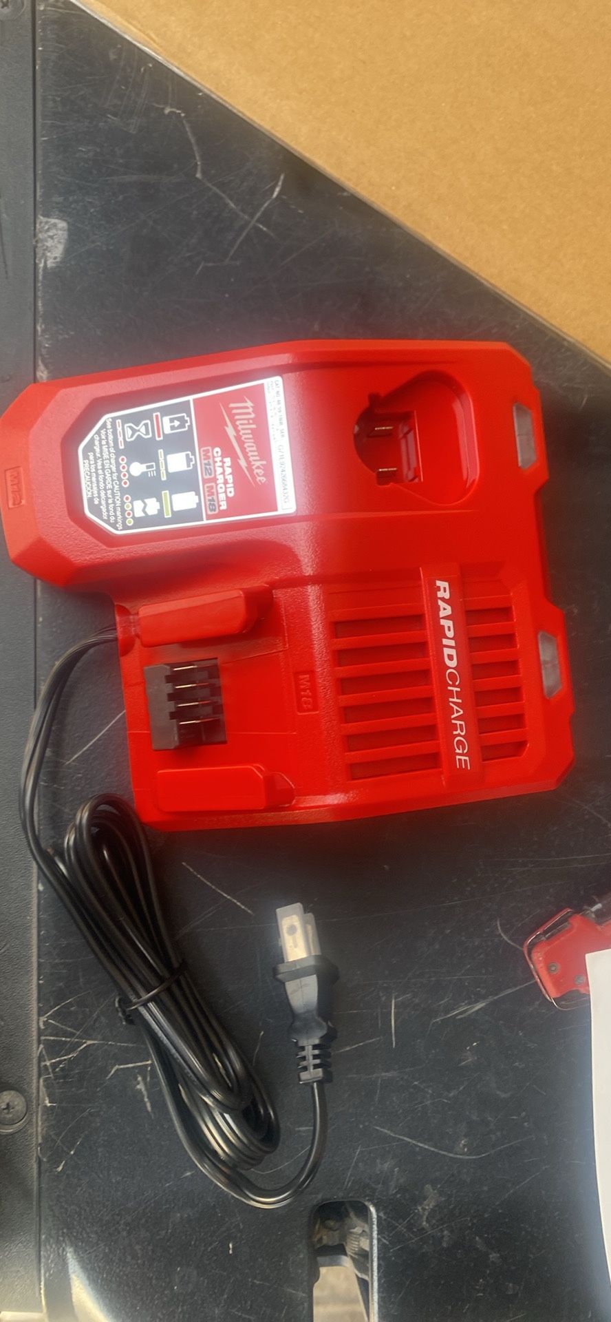 Milwaukee Rapidcharge