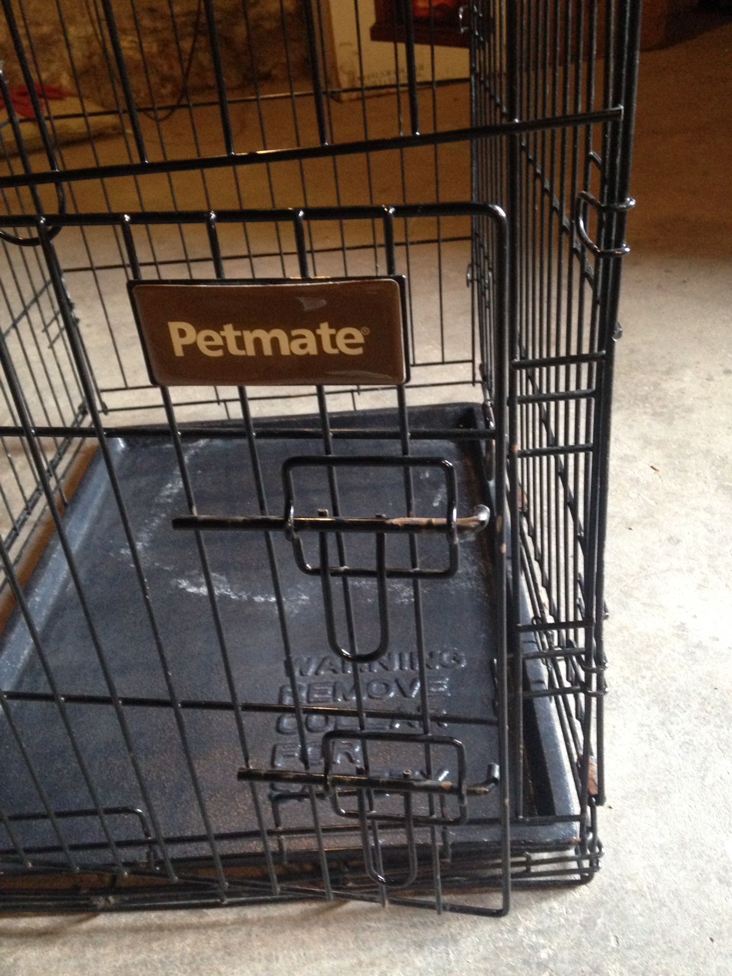 Petmate small dog crate