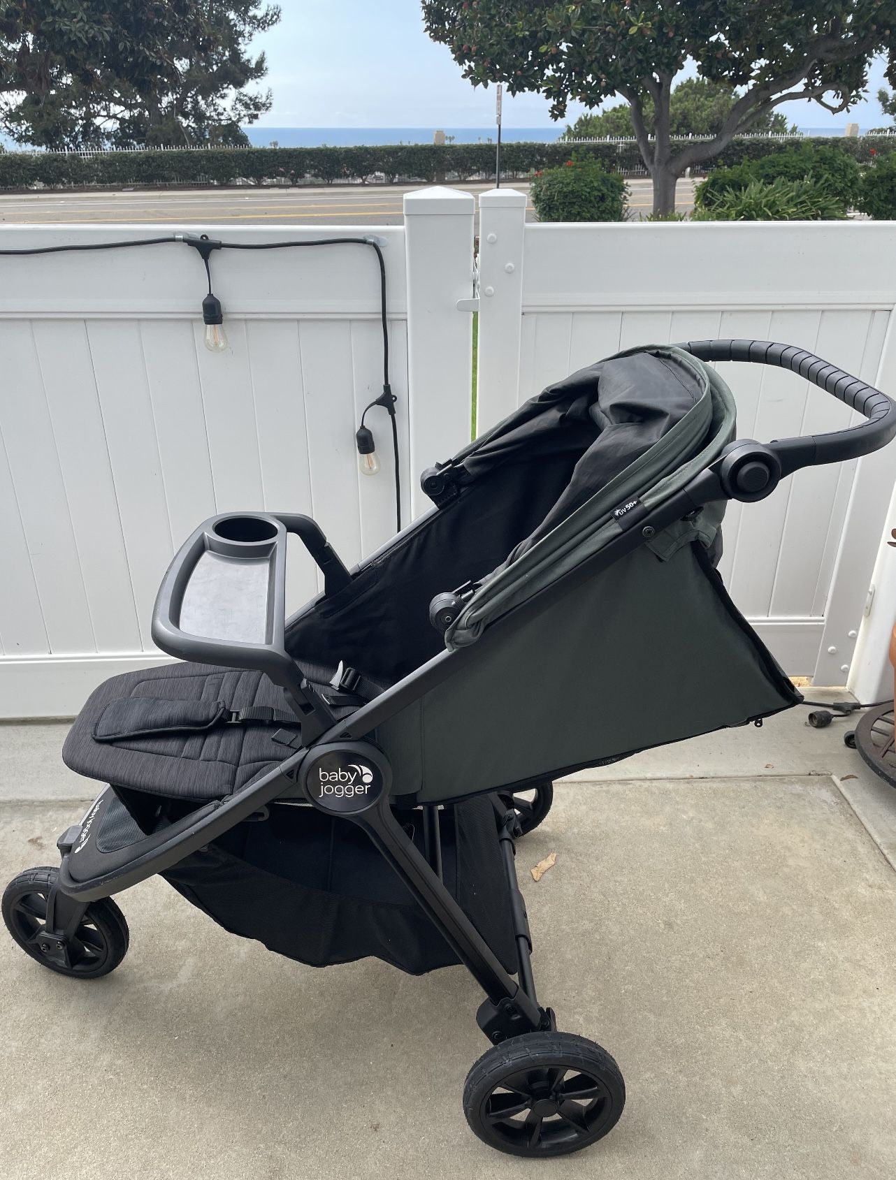 Baby Jogger Gt2 + + Snack tray for Sale in Carlsbad, CA OfferUp