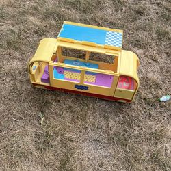 Peppa Pig Transforming camper van