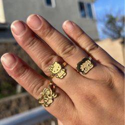 18k gold plated rings size 9 (no tarnish guaranteed)