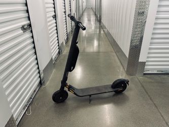 SEGWAY NINEBOT 2021 E45 ELECTRIC SCOOTER PARTS OR REPAIR