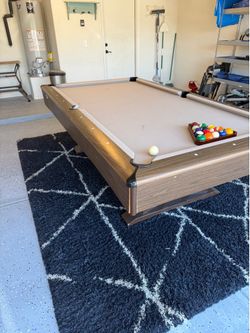Full sized Pool Table / Billiards