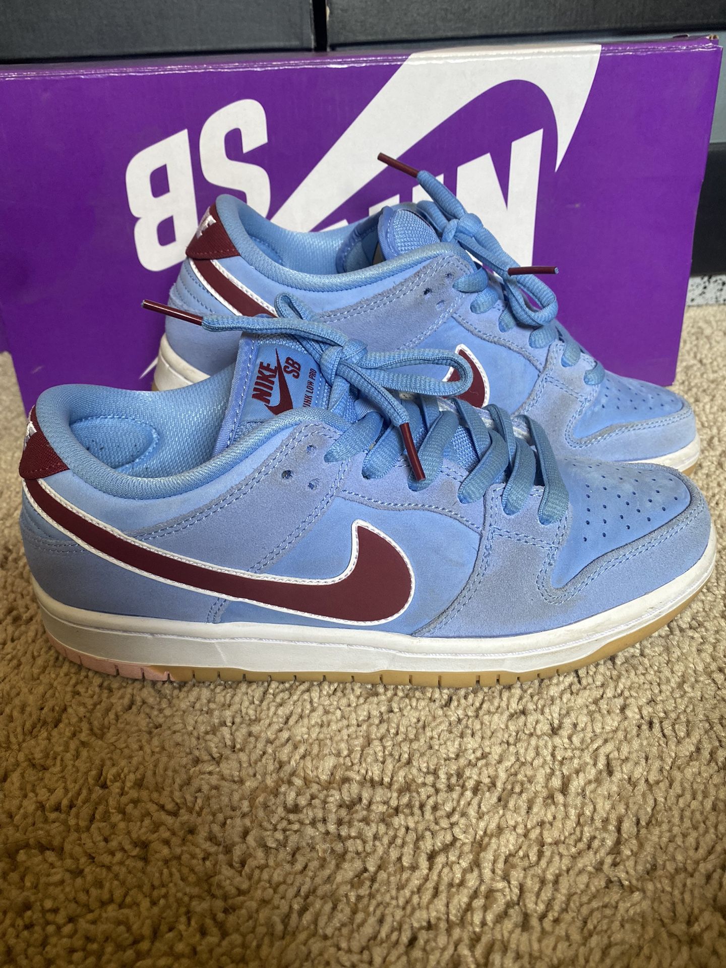 Nike SB Philly Dunks
