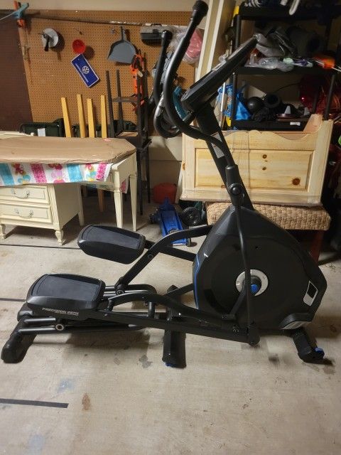 Nautilus E616 Elliptical Trainer – Excellent Condition