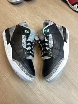 Jordan 3 Neon Size 10 Men’s