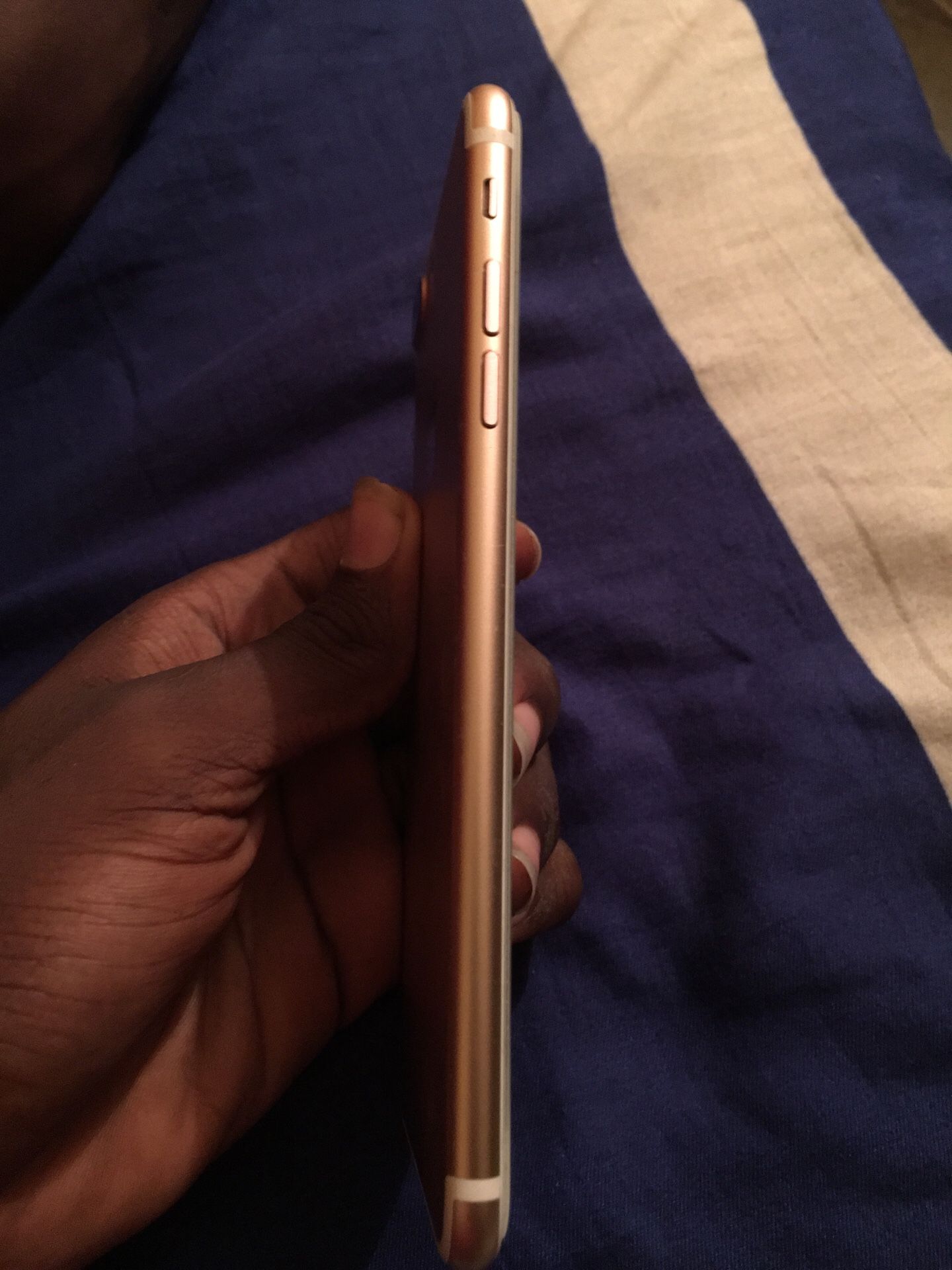 I got IPh1 7plus for sale dm for price {contact info removed}
