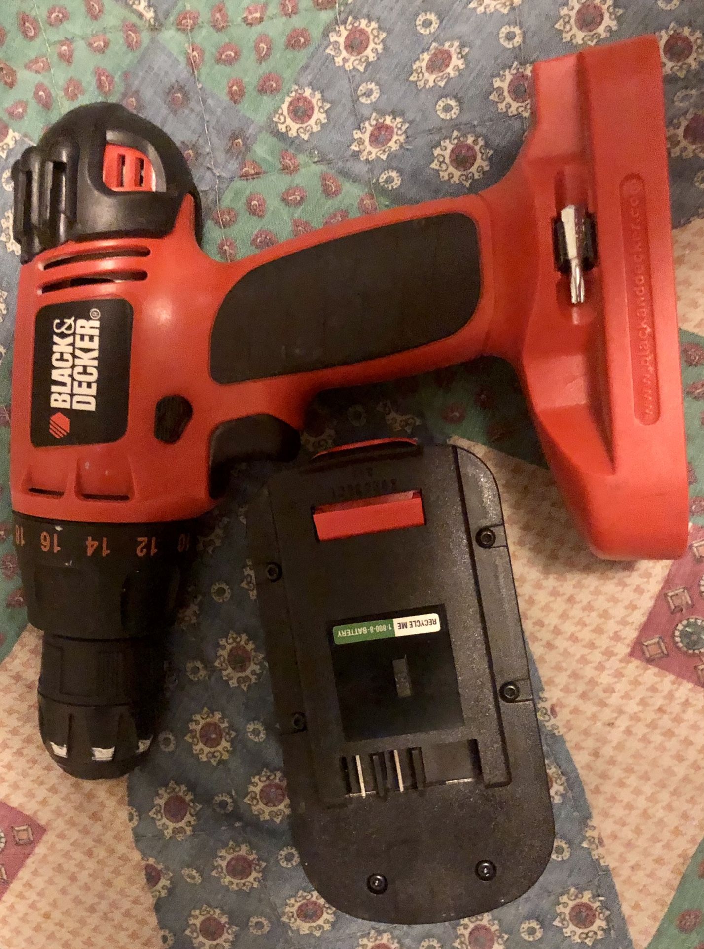 Black and Decker 18v Drill CD180S