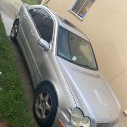 2003 Mercedes-Benz C-Class