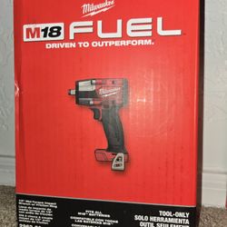 Milwaukee Fuel 1/2" Mid Torque Impact 