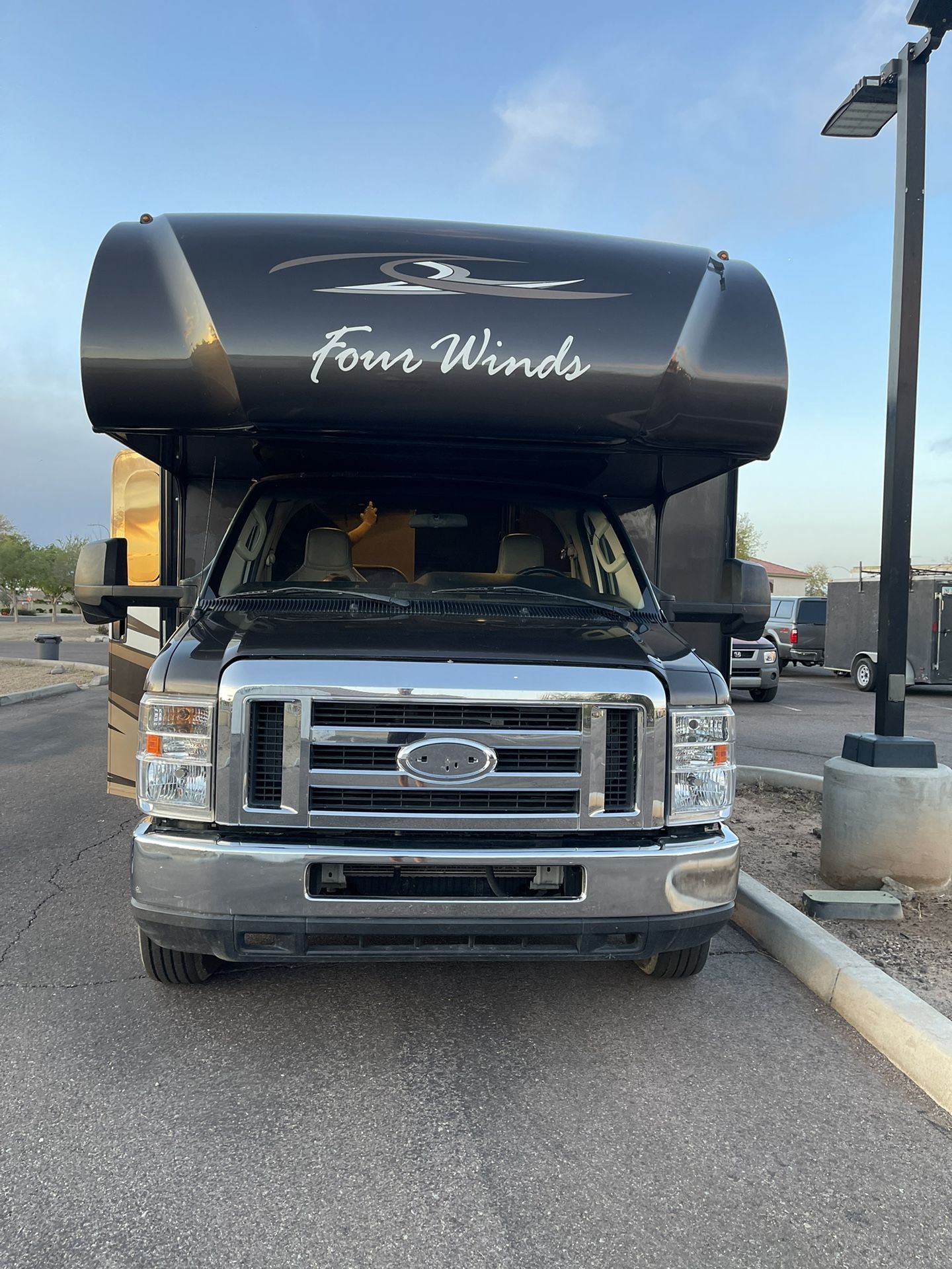 2018 Four Winds F450 RV
