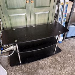 Entertainment Center/TV Stand