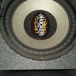 Kicker Subwoofer 