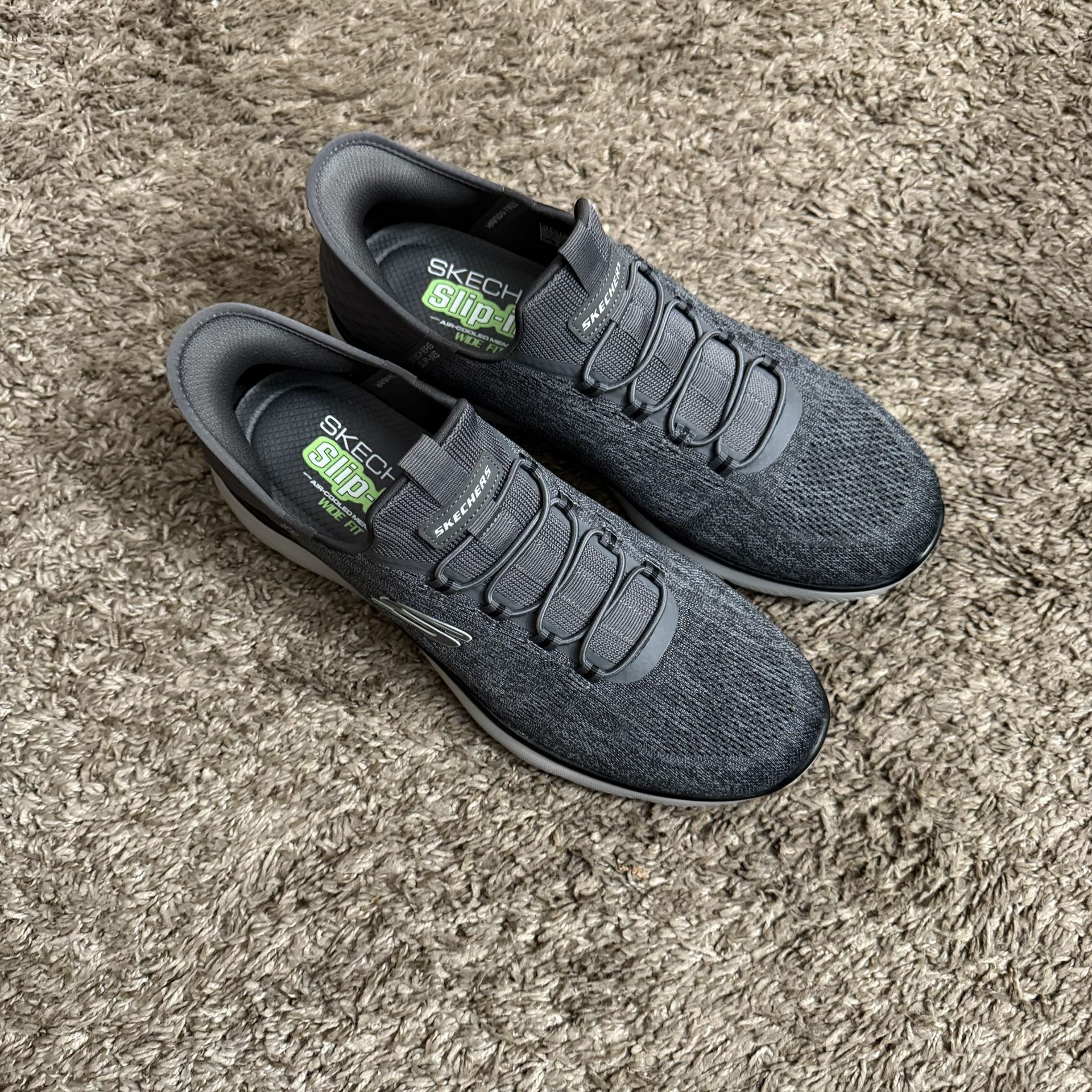 Skechers “Summits” Slip In-Men’s Size-12W