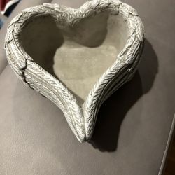 Heart Shape Planters With Wings