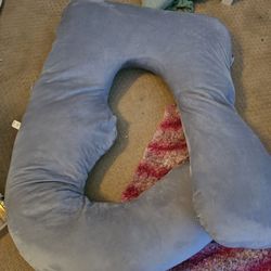 MomCozy Pregnancy PILLOW. 