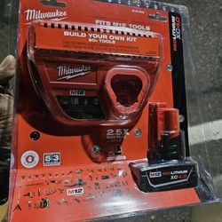 Milwaukee M12 Starter Kit Includes 4.0 XC Battery & Charger #48-59-2440