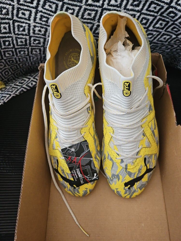Soccer Cleats Puma Ultimate