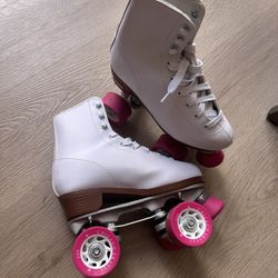 NEW. skates For Women 