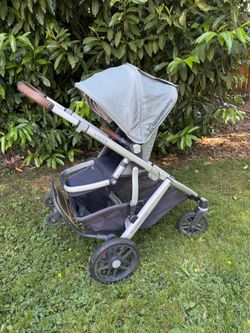 Uppababy Vista V2