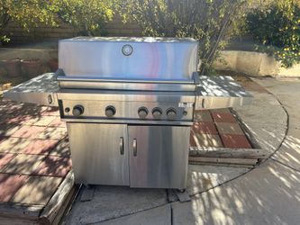 Member’s Mark 3-Burner Natural Gas Grill BBQ