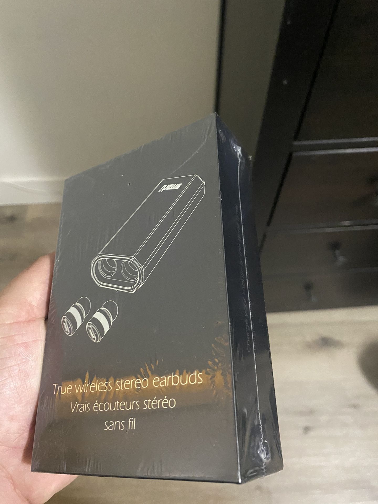 Bluetooth Earbuds