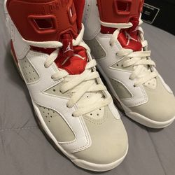 Jordan 6 Retro
