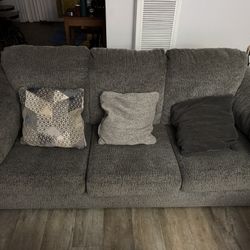 Couch With Pillows 