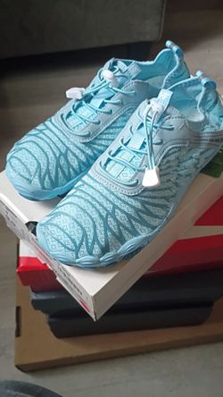 Hike footwear