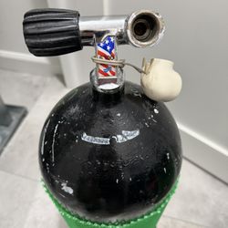 80 Ft.³ High-Pressure Scuba Tank With DIN Valve