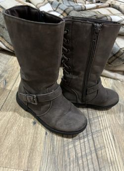 The Children’s place toddler Boots Size 9 