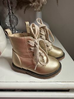 CAT & JACK BABYGIRL BOOTS