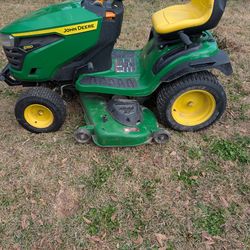 John Deer Riding Mower