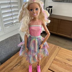 2 FOOT Barbie