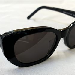 Saint Laurent Betty Sunglasses, Lightly Worn, No Scratches 
