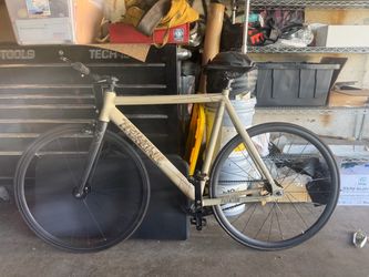 Throne Phantom Fixed Gear Single Speed Bike