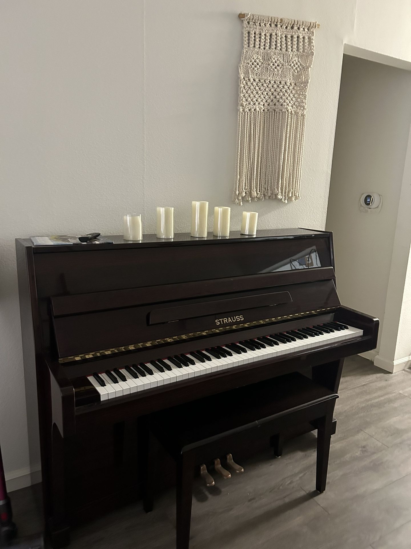 Strauss piano 