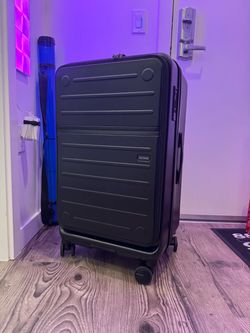 Oltimo Large Luggage Suitcase