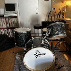 Gretsch Catalina Club Drum Kit (plus Sabian XSR dry Hi Hatsf/stand)